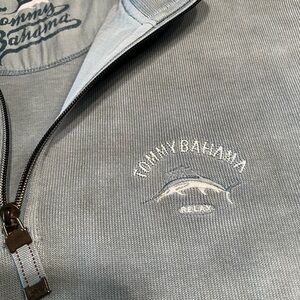 Tommy Bahama 1/4 zip pullover